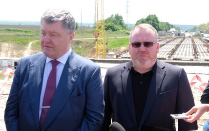 Порошенко: Масштабный ремонт дорог в Днепропетровской области стал возможным благодаря децентрализации