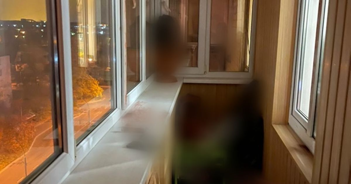 У Броварах з 9-го поверху випала дівчина та розбилася