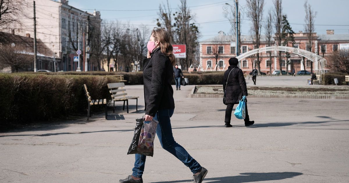 В Черновицкой области коронавирусом заразились еще больше трех десятков людей