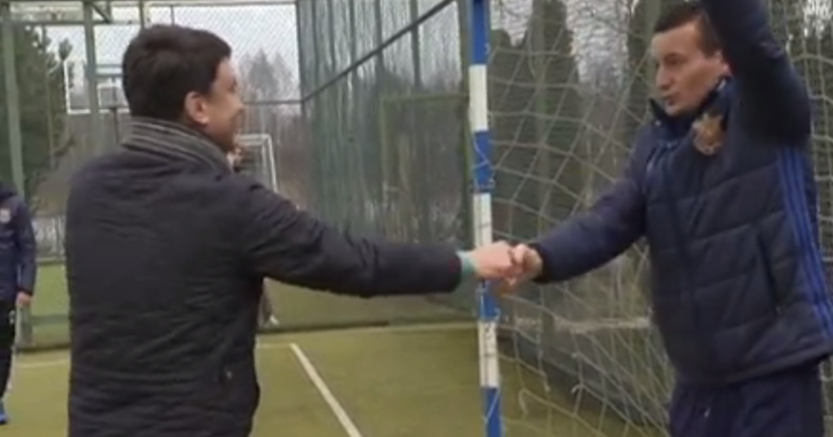 Ведущий "Профутбола" Цыганык проиграл пари футболисту "Днепра"