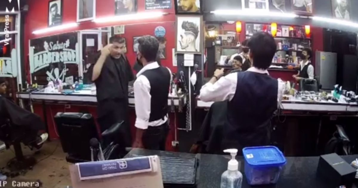 Росіянин поголив перукаря через те, що йому не сподобалася стрижка