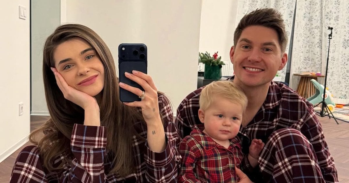 Володимир Остапчук із дружиною та сином