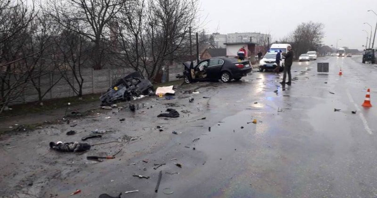 Лобове зіткнення у Житомирській області: у масштабній ДТП загинуло четверо людей, серед яких однорічна дитина