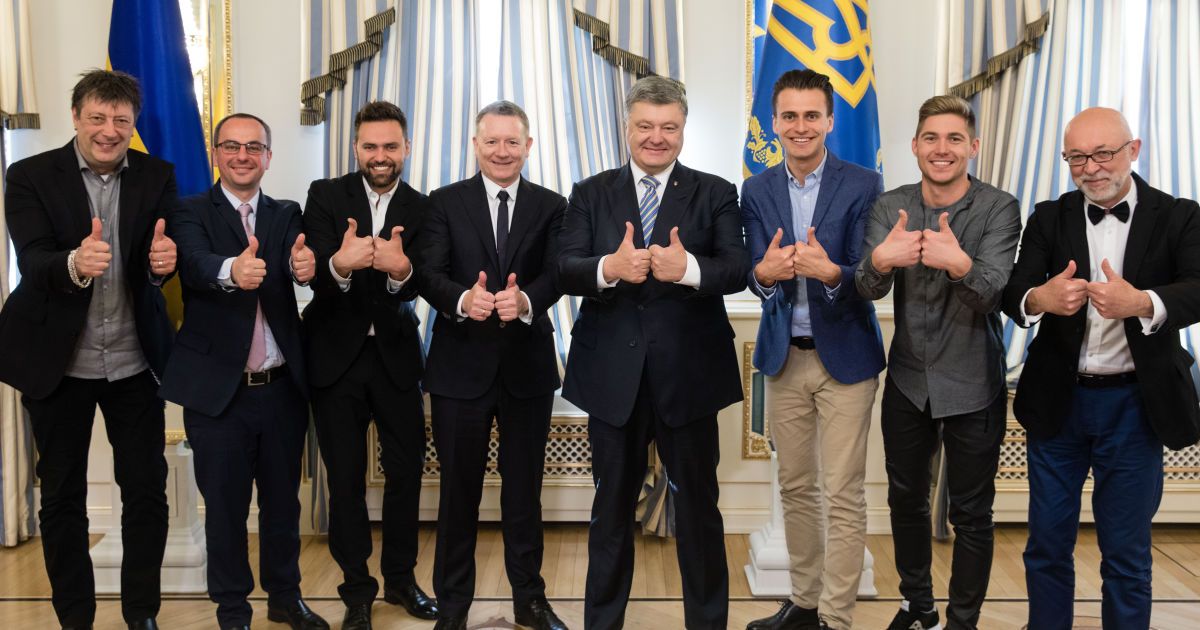 Встреча Порошенко с организаторами и ведущими конкурса