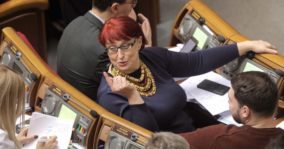 "Треш із запахом нацизму": як у Мережі відреагували на слова нардепки зі "Слуги народу" про дітей "низької якості"