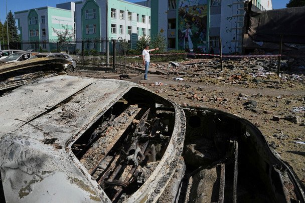 На Харьковщине дрон РФ атаковал автомобиль с семьей: погиб мальчик