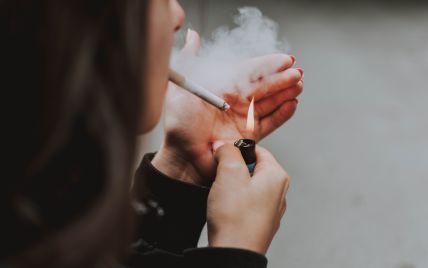 Эпидемия сигарет: почему среди молодежи стало больше курящих и сколько украинцев умирают ежедневно из-за курения