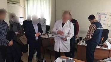 Харківський лікар вимагав від пацієнта майже 40 тис. гривень за операцію / © Национальная полиция Украины