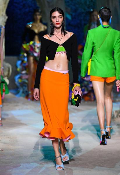 Коллекция Versace трет-а-порте сезона весна-лето 2021 / © East News