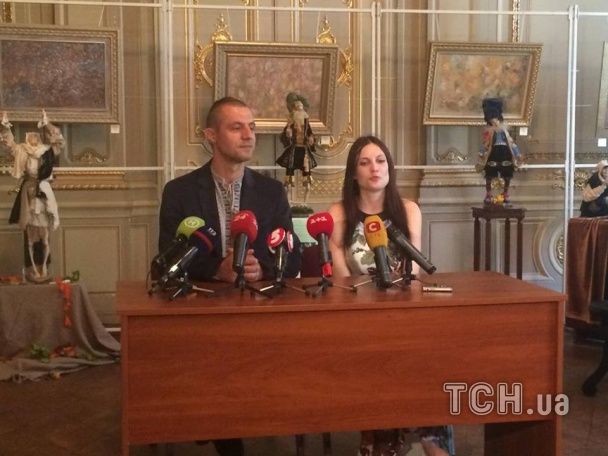 Гаврилюк с женой дали совместную пресс-конференцию / © Фото Татьяны Боковня/ТСН