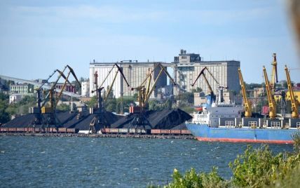 Экс-начальника Николаевского морского порта подозревают в нанесении миллионного ущерба государству
