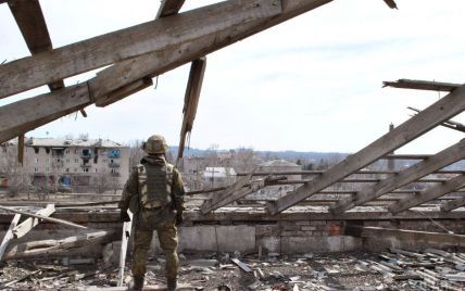 Боевики открыли огонь из подствольного гранатомета в районе Песков