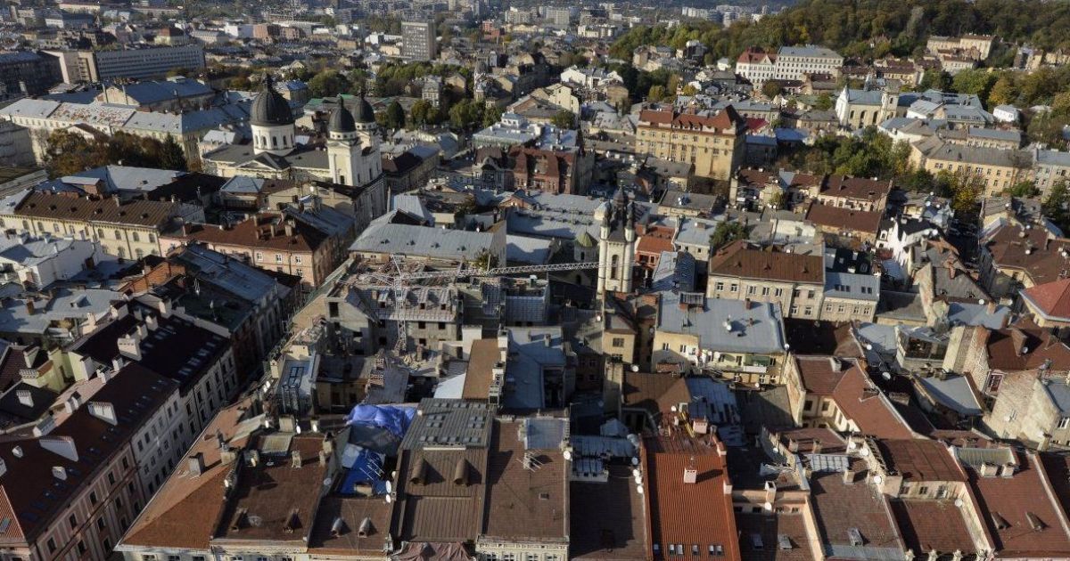 Початок опалювального сезону скасовано - синоптики обіцяють тиждень бабиного літа