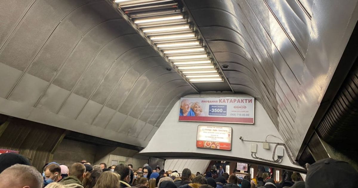 натовп у підземці_6 / © ТСН.ua