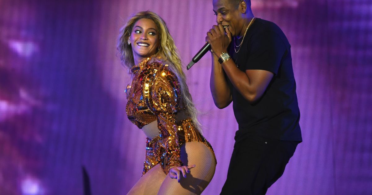 Қыздардың соратын видеолары