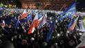 "Ми Європа. Ми залишаємося": масові проєвропейські мітинги охопили Польщу