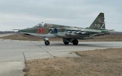 З'явилися потужні кадри знищення російського Су-25 та пошкодження гелікоптера: деталі операції