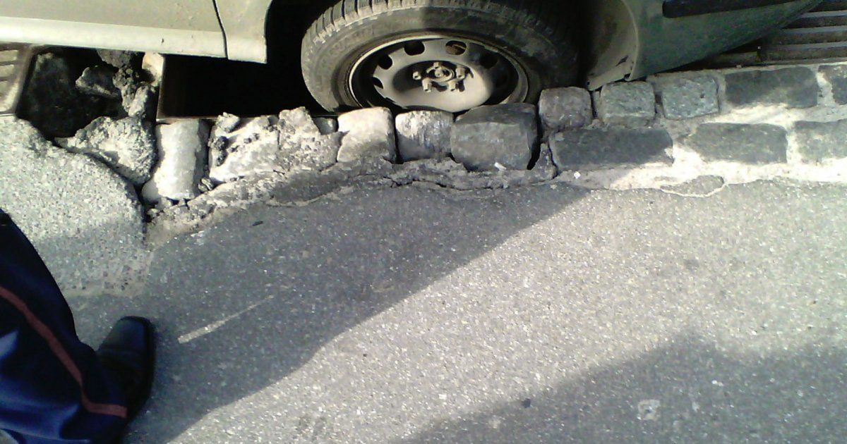 Гройсман жестко отреагировал на слухи о некачественном ремонте дорог