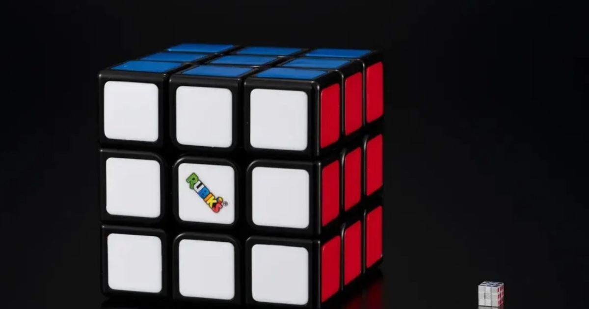 Найменший у світі кубик Рубіка / Фото: TM & Spin Master Toys UK Limited