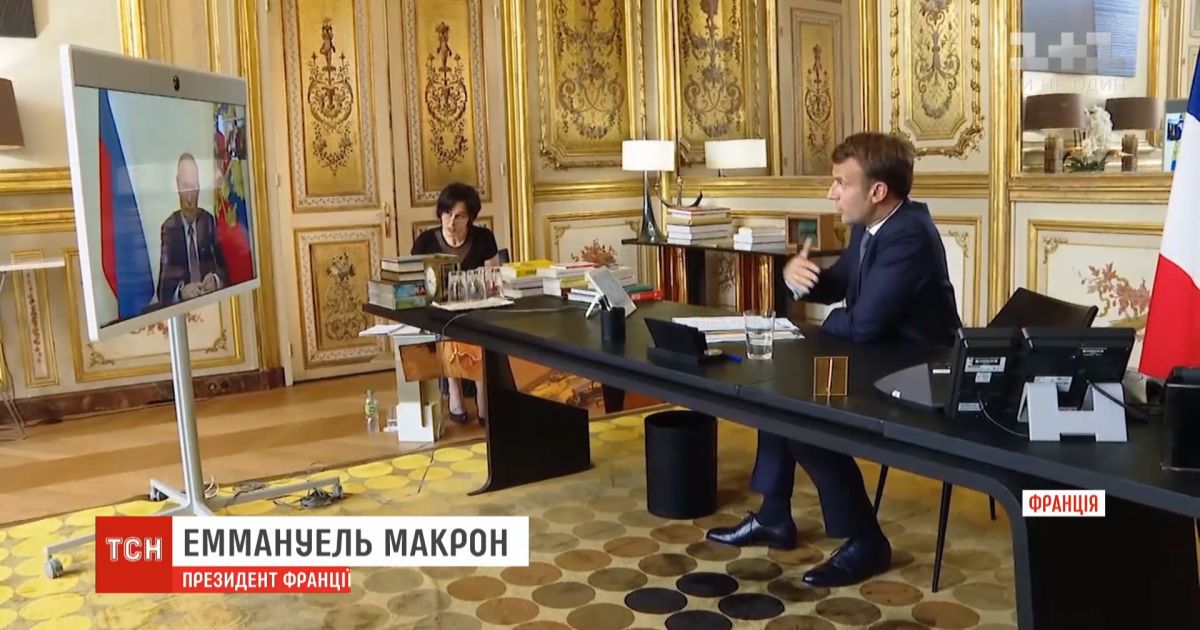 Макрон договорился с Путиным о рабочем визите в Россию