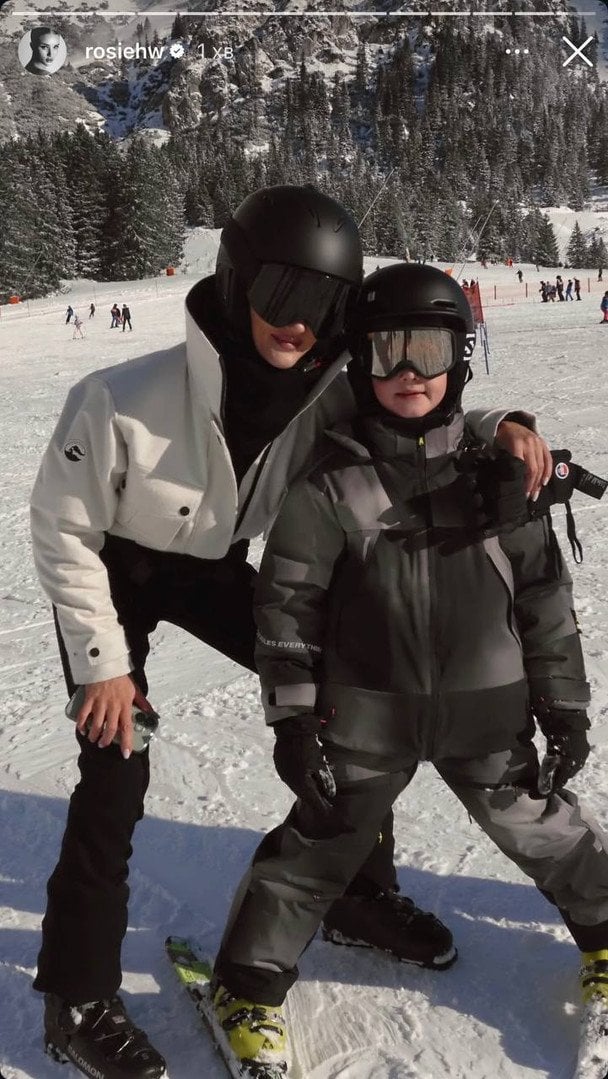 Розі Гантінгтон-Вайтлі із сином / © Instagram Розі Гантінгтон-Вайтлі