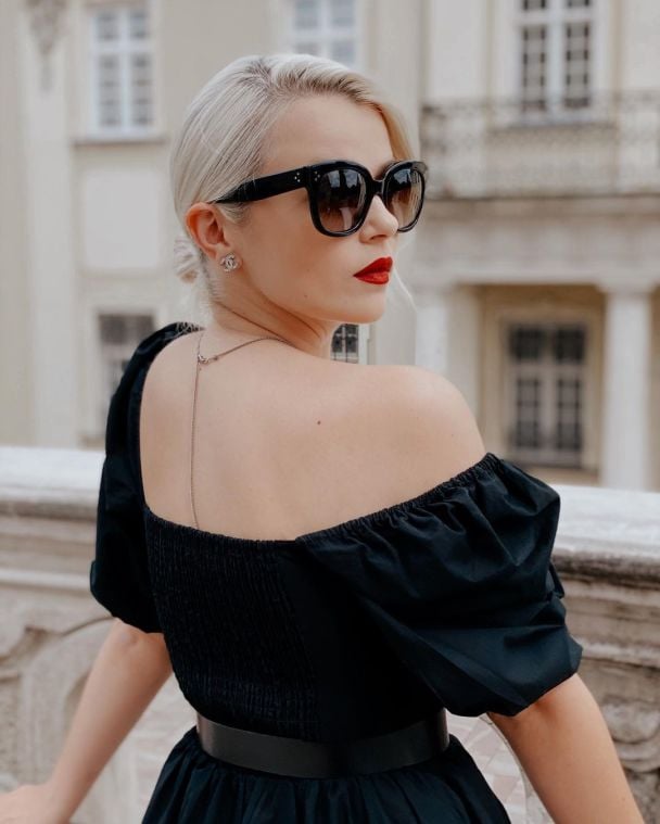  / © instagram.com/mikanewton