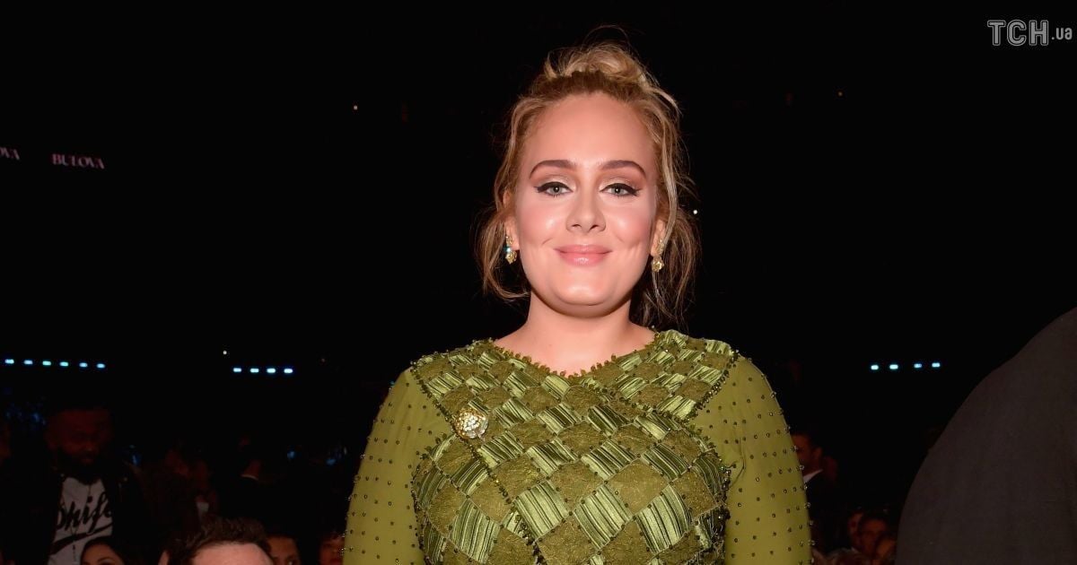 Схудла Адель без макіяжу приголомшила зовнішнім виглядом