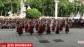 Україна розквітла вишиванками: національний дрес-код забарвив міста і села