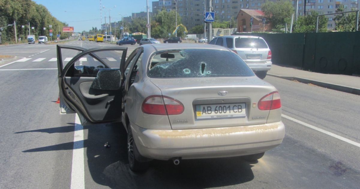 В Виннице обстреляли авто