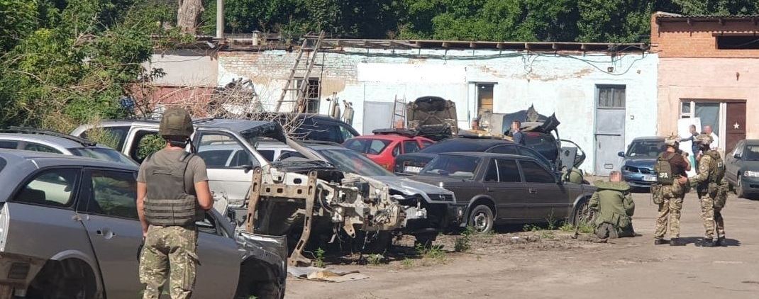 В Одессе задержали преступников, которые посреди дня обстреляли автомобиль активиста
