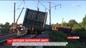 На месте железнодорожной аварии в Одесской области меняют поврежденные пути