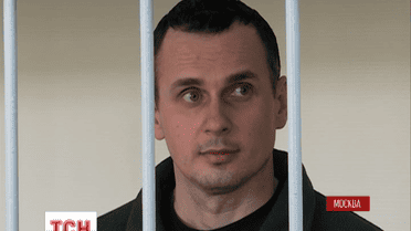Режисера Олега Сенцова утримуватимуть у неволі в Росії щонайменше ще місяць