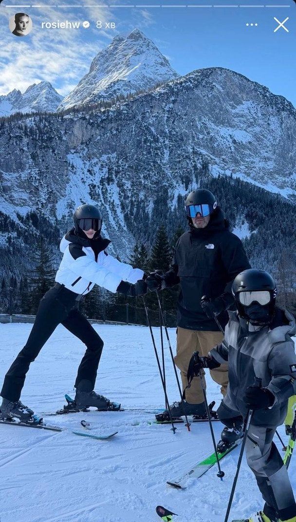 Розі Гантінгтон-Вайтлі, Джейсон Стейтем та їхній син / © Instagram Розі Гантінгтон-Вайтлі