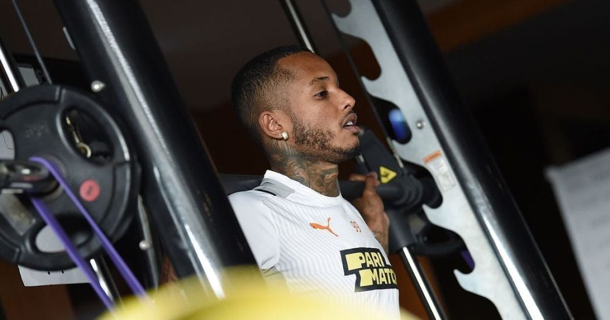 Море эмоций: погода в Турции отвлекла бразильских легионеров "Шахтера" от тренировки (видео)