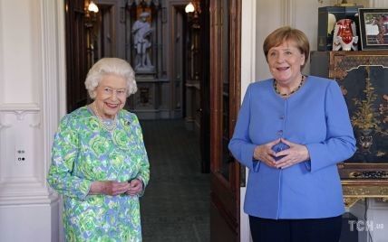 Последний визит в качестве канцлера: Ангела Меркель встретилась с королевой Елизаветой II