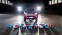 Игрушечные пикапы взяли на буксир Toyota Hilux
