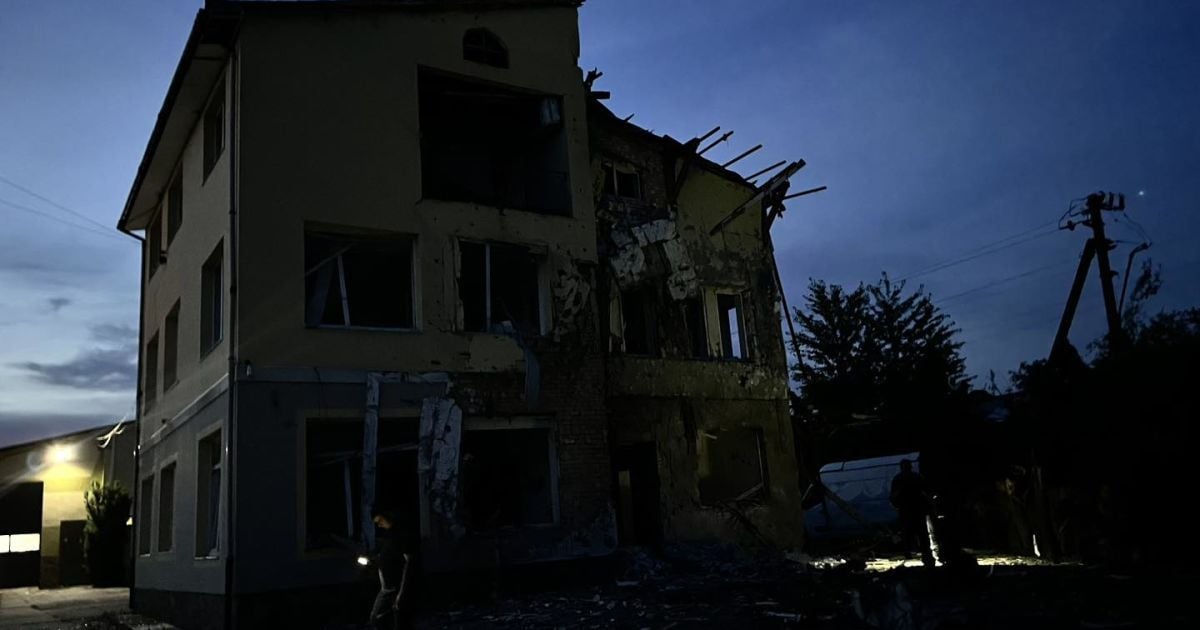 Последствия атаки дронов во Львовской области 19 июня.