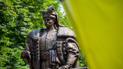 Пам'ятник Пилипу Орлику у Києві.
