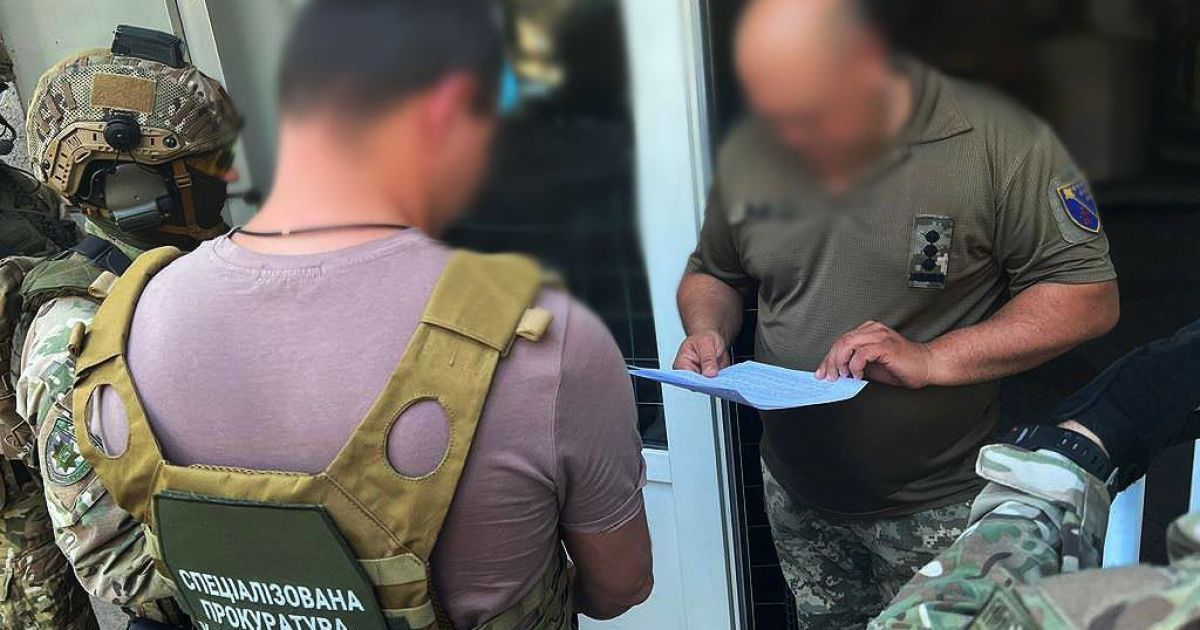 Обыски у военкома Днепропетровской области