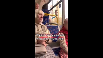 В Киеве няня-пенсионерка била ребенка на глазах у пассажиров