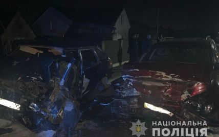 Тройное ДТП во Львовской области: на месте погибли водитель и пассажир