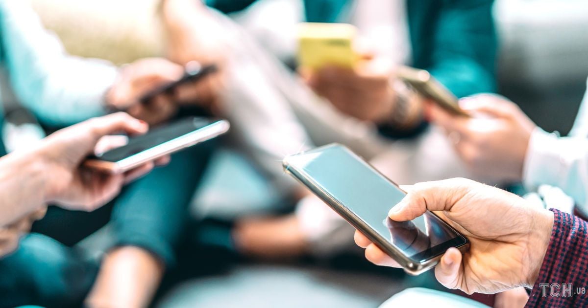 Заборона телефонів у школах