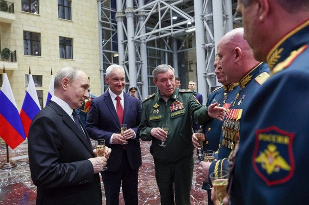 Генералів Путіна підривають просто під носом у спецслужб: ро
