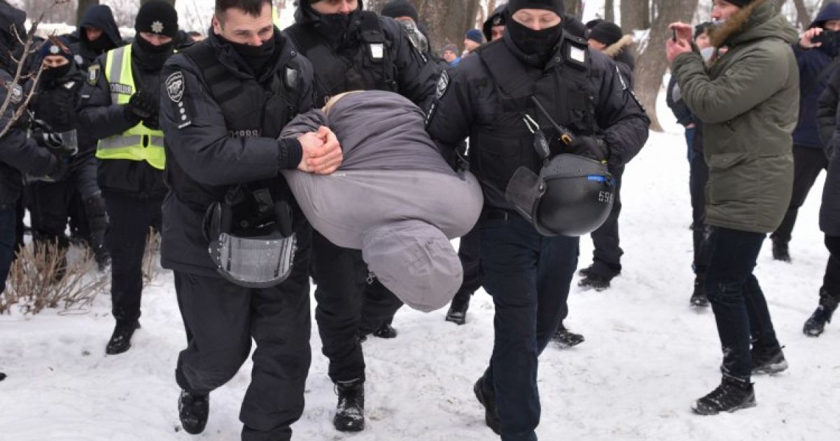 сутички під ВР / © УНІАН