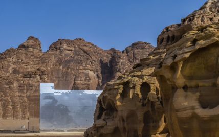 В пустыне Саудовской Аравии создали самый большой арт-проект в мире