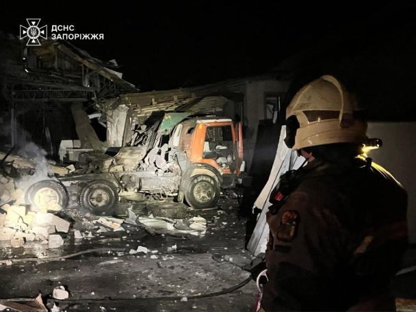 РФ атаковала Запорожье, продолжается ликвидация последствий