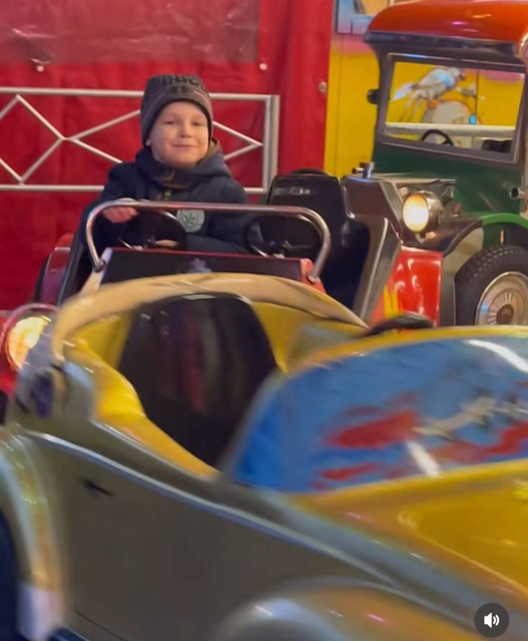 Миша Романова с сыном / © instagram.com/misharomanova