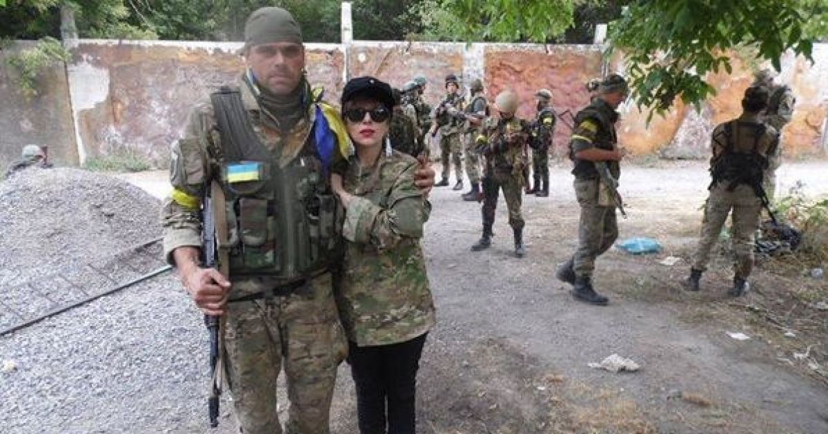 В Тбилиси совершили покушение на националистку, которая тренировала украинских добровольцев в АТО