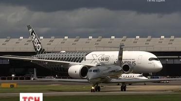 В пригороде Лондона открылась одна из крупнейших авиавиставок мира