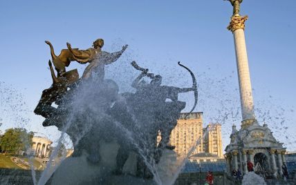 Онлайн-марафон, театр с балкона и включенные фонтаны: как в воскресенье в Киеве будут отмечать День города